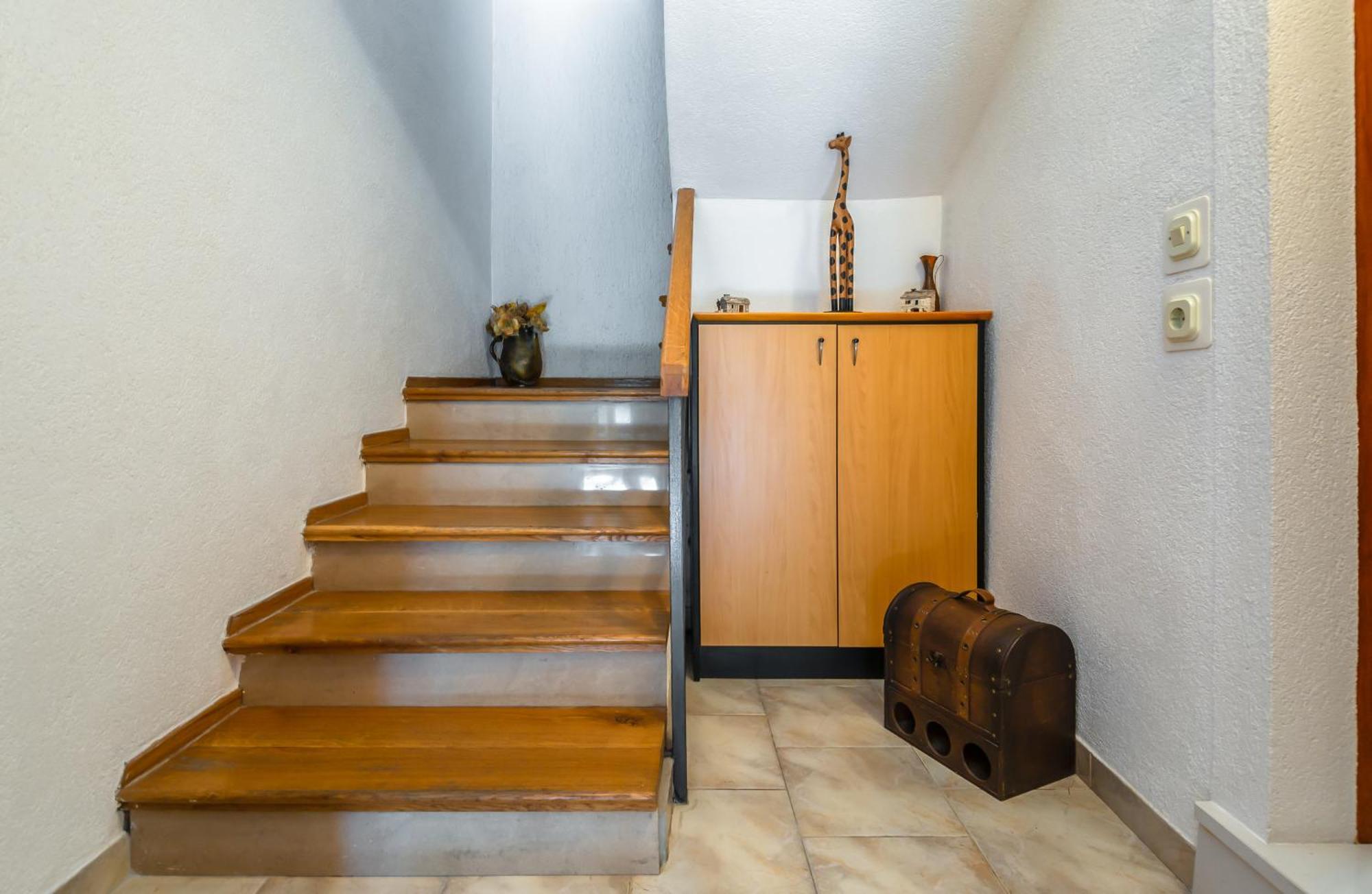 Apartmani Lovrenco Krvavica Exterior photo