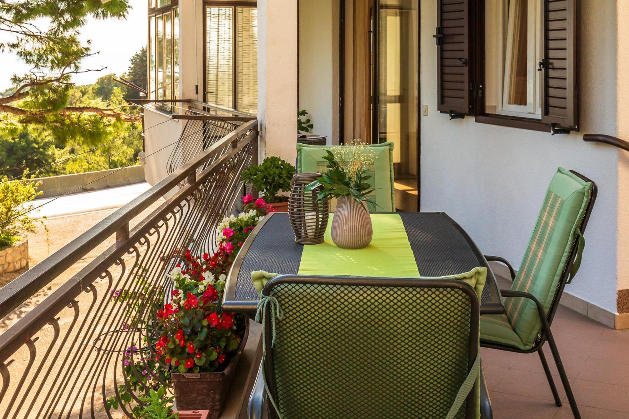 Apartmani Lovrenco Krvavica Exterior photo
